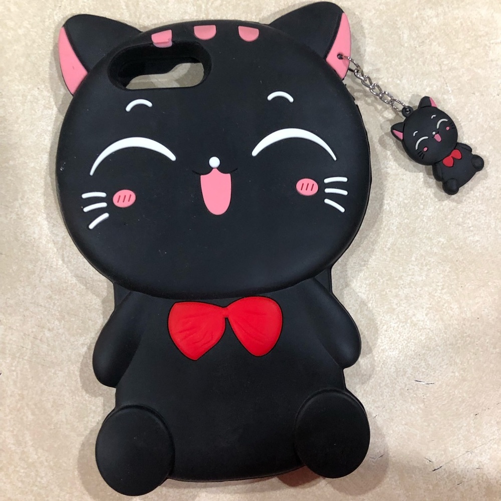 iPhone 8plus kitty case.
